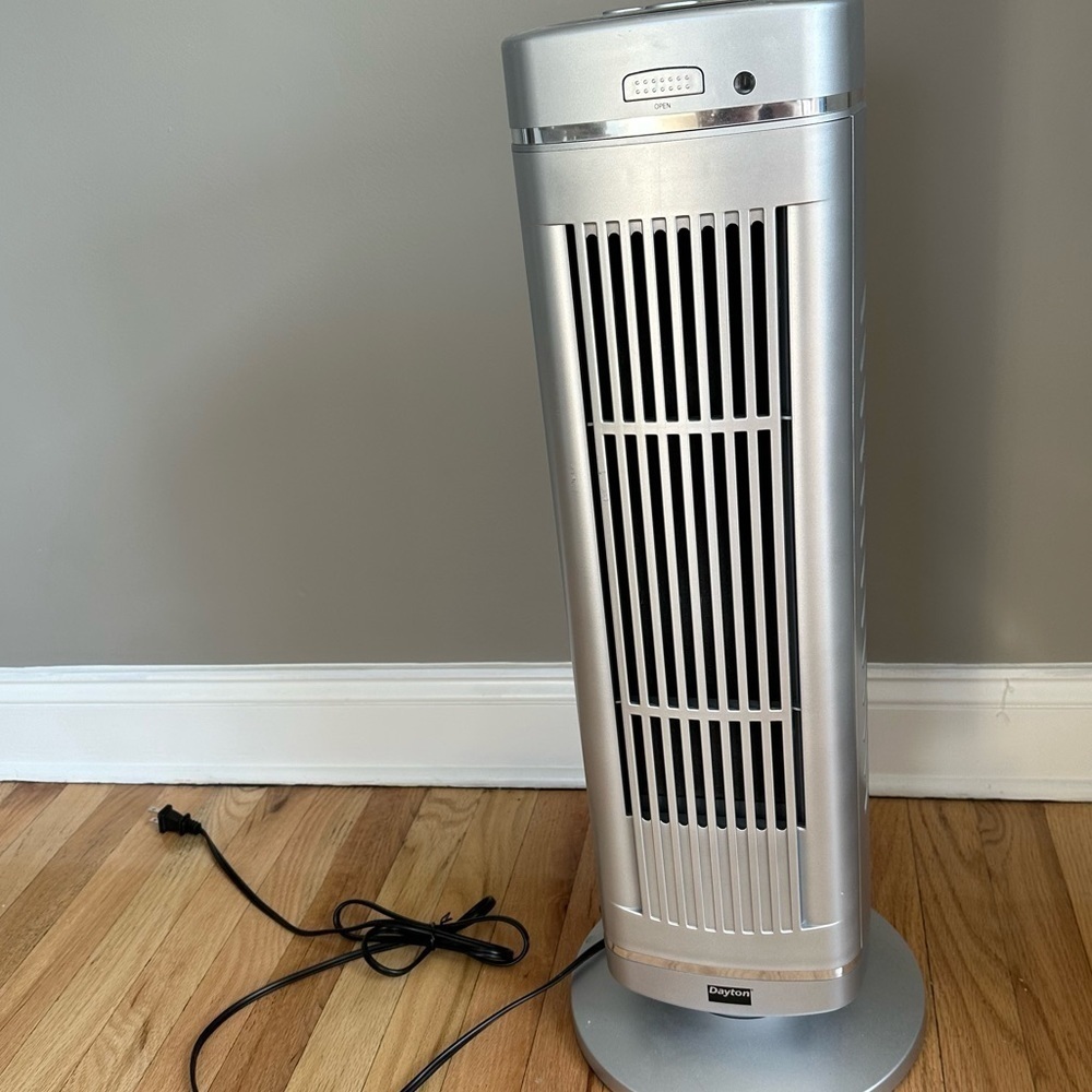 DAYTON HEPA Air Cleaner